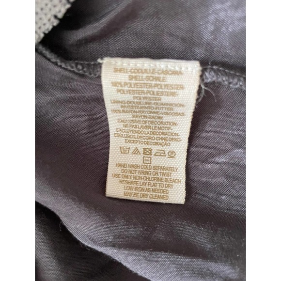 New Romantics Womens Eyelet Floral DRESS Scalloped Hem Size 8 Gray - Picture 7 of 7